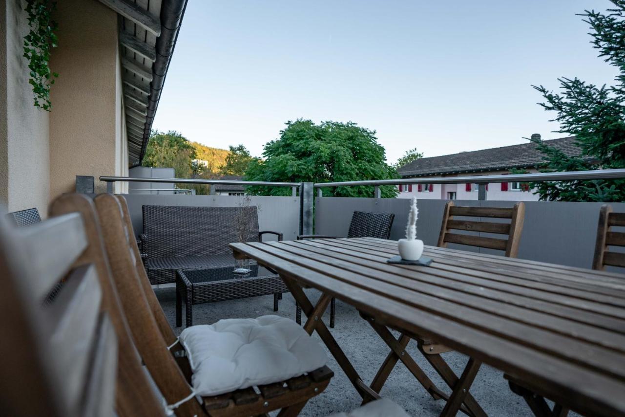 Moderne Wohnung Mit Parkplatz - Top Floor Ostermundigen Esterno foto