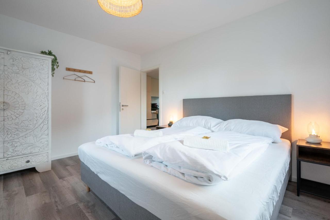 Moderne Wohnung Mit Parkplatz - Top Floor Ostermundigen Esterno foto