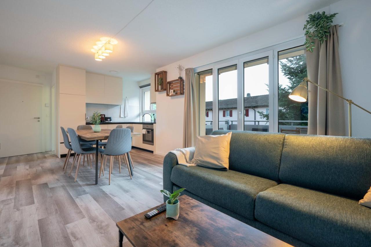 Moderne Wohnung Mit Parkplatz - Top Floor Ostermundigen Esterno foto